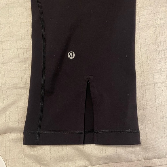 Lululemon capri leggings - Picture 3 of 3